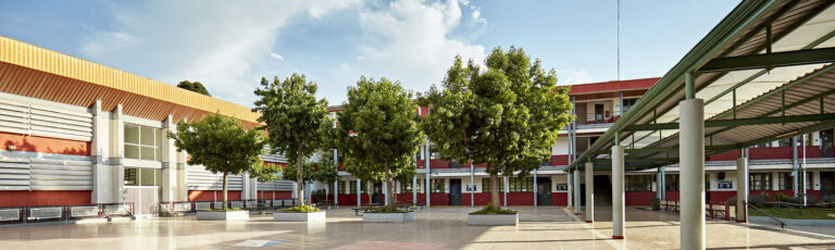 US School exterior view of courtyard